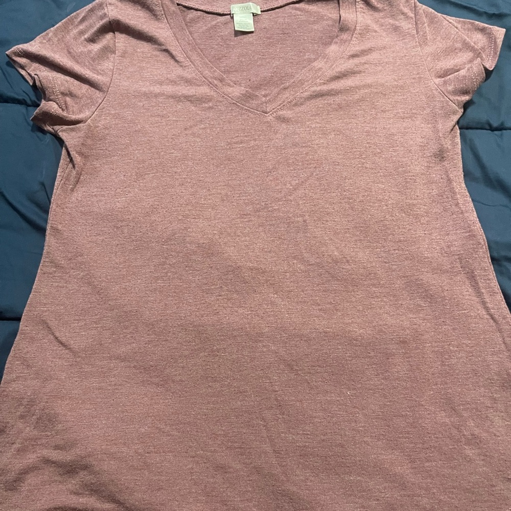 v-neck pink woman’s t-shirt